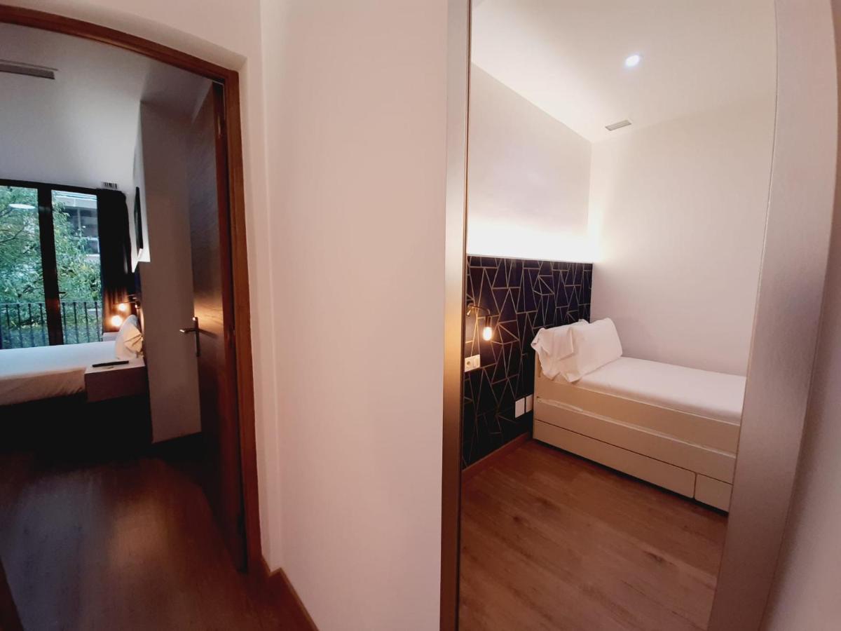 Hostal Laia By Gaiarooms Barcelona Eksteriør billede