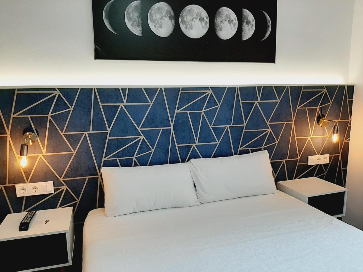 Hostal Laia By Gaiarooms Barcelona Eksteriør billede