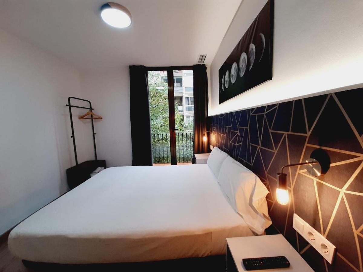 Hostal Laia By Gaiarooms Barcelona Eksteriør billede