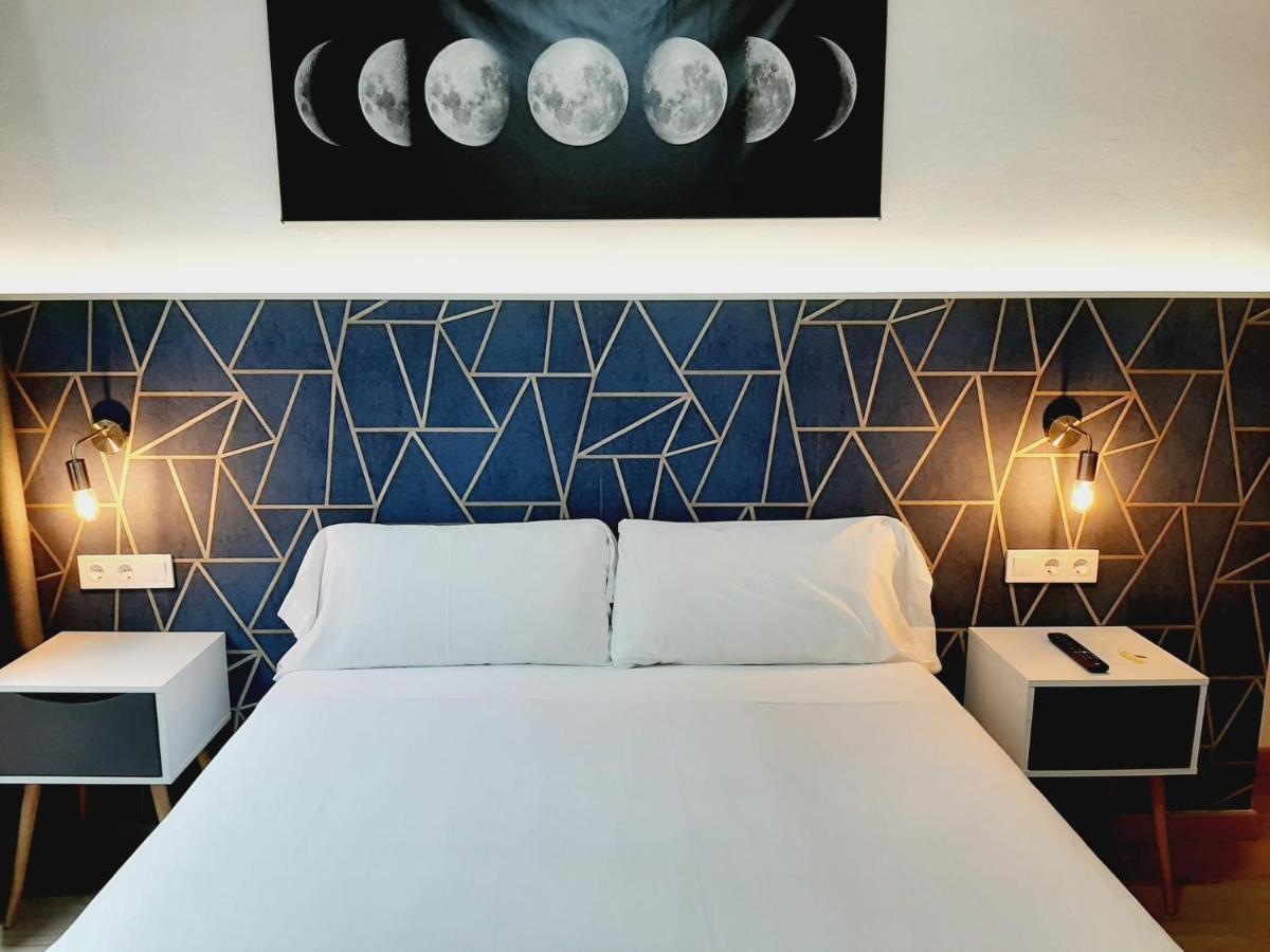 Hostal Laia By Gaiarooms Barcelona Eksteriør billede